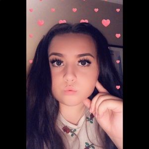 Meet your Posher, Brianna